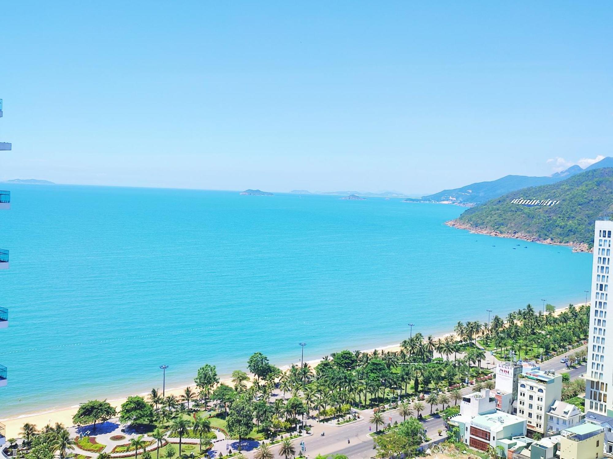 Flc Sea Tower Quy Nhon Ban Cong, Bon Tam, Ho Boi Co Phi, Sat Bien Куинён Экстерьер фото